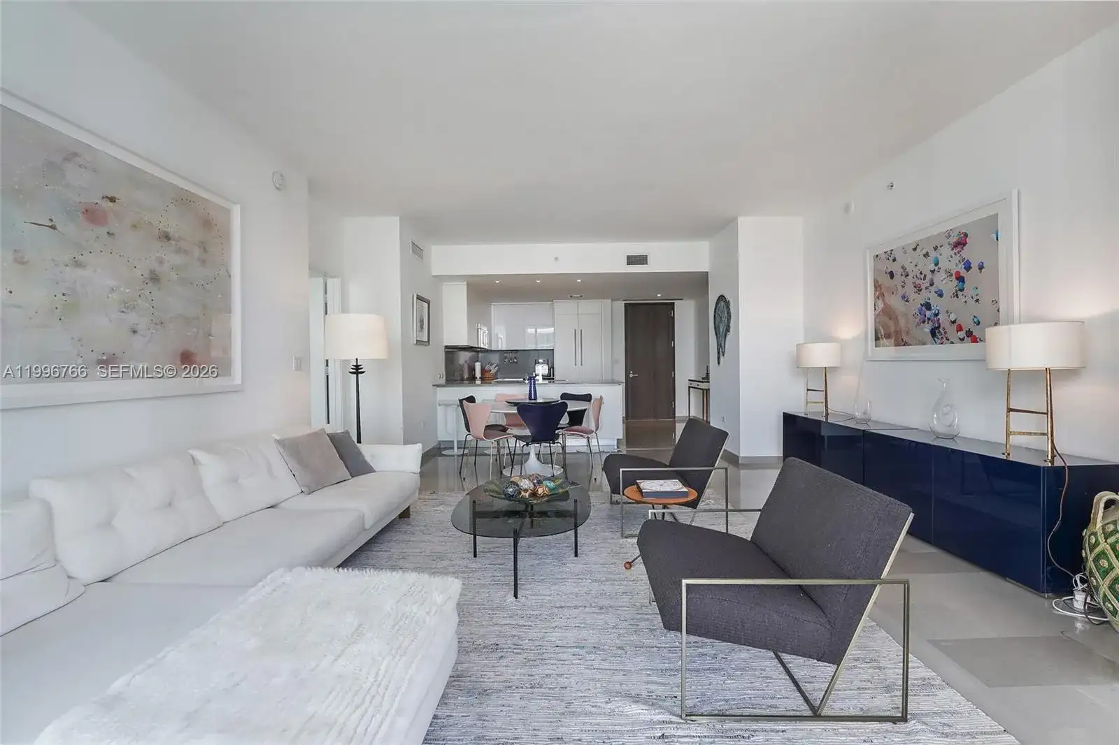 68 SE 6th St # 2104, Miami FL 33131 photo 4
