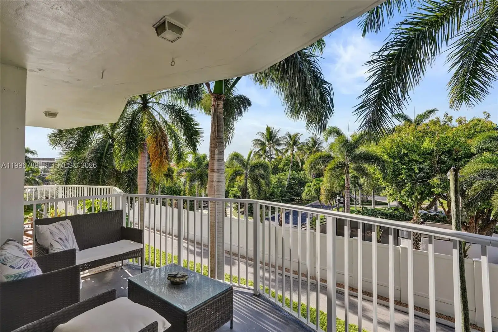 3181 S Ocean Dr, Hallandale Beach FL 33009 photo 5