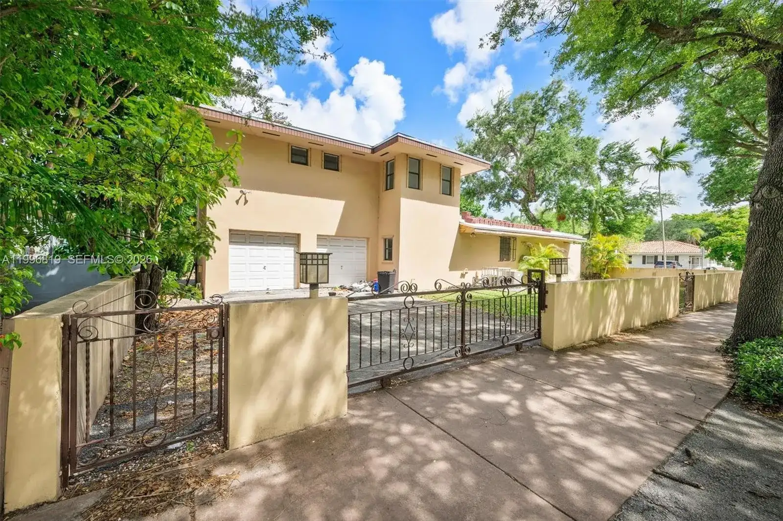 1545 Cantoria Ave, Coral Gables FL 33146 photo 2