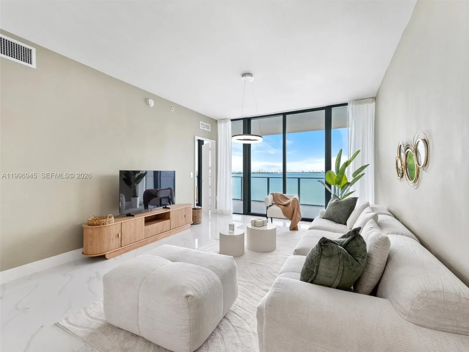 700 NE 24th St # 606, Miami FL 33137