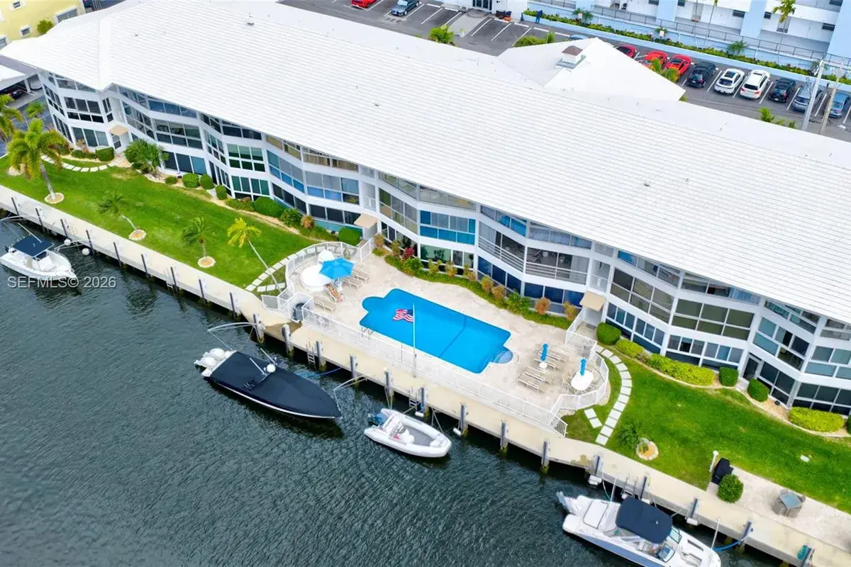 3050 NE 48th St # 210, Fort Lauderdale FL 33308