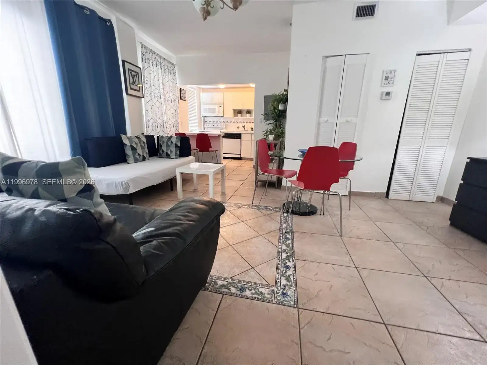 918 Ocean Dr # 302, Miami Beach FL 33139 photo 4