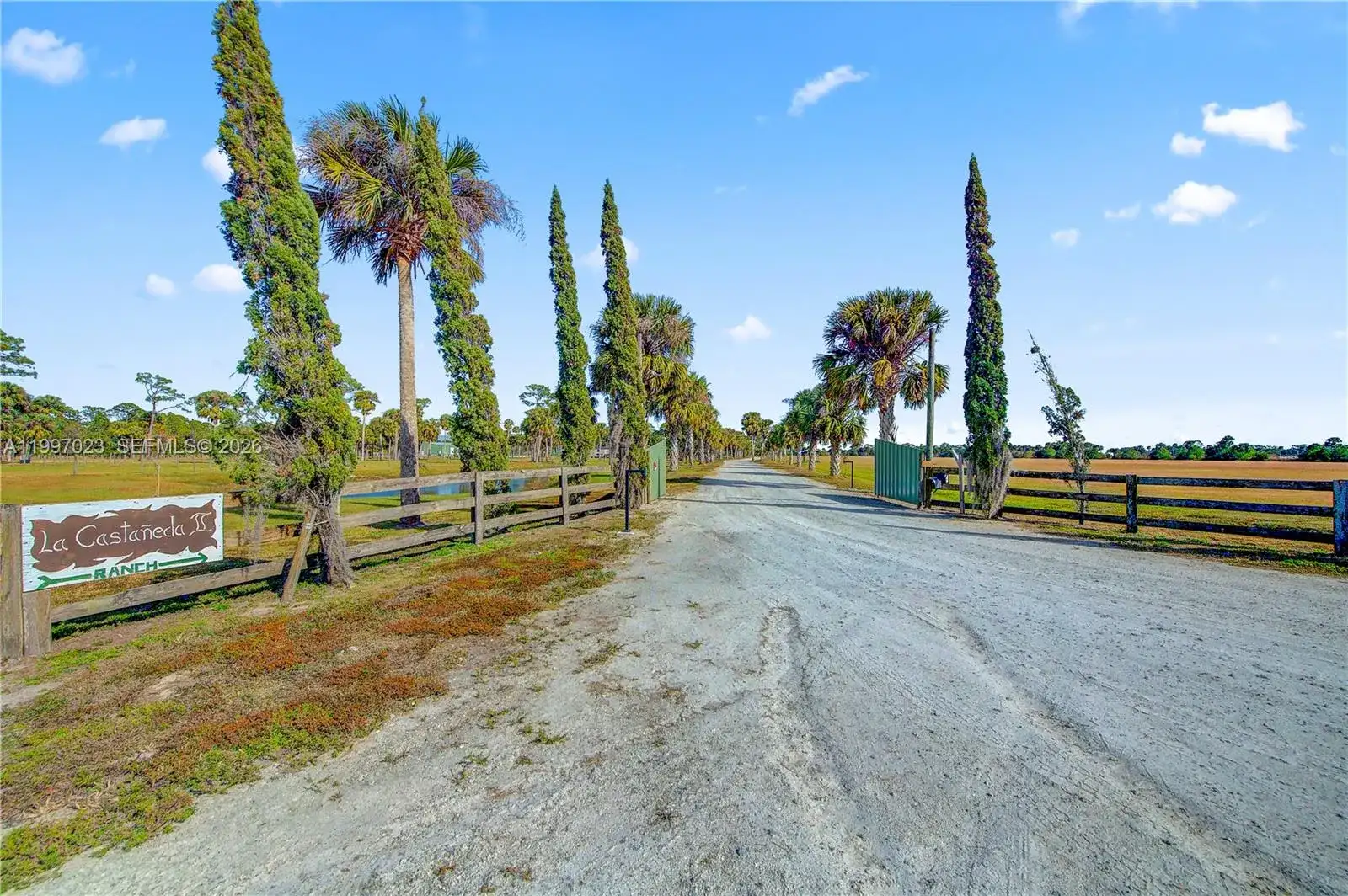 30003 SW Martin Hwy, Okeechobee FL 34974 photo 2