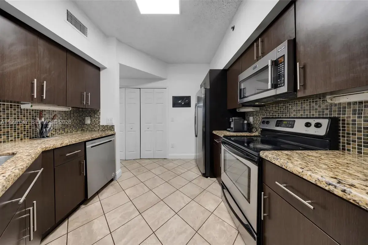 3245 NE 184 St # 13101, Aventura FL 33160