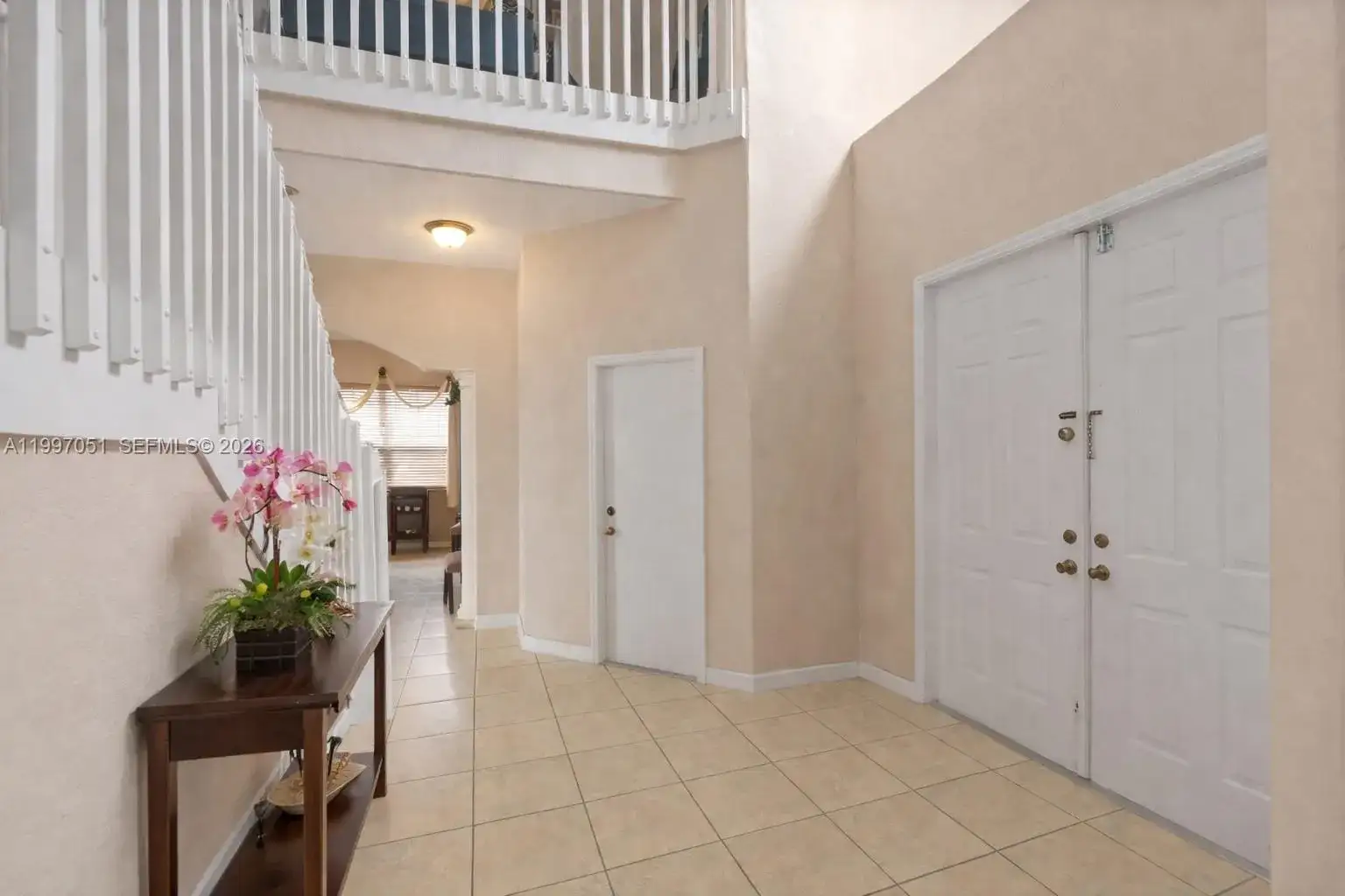 8968 NW 180th Ter, Hialeah FL 33018 photo 3
