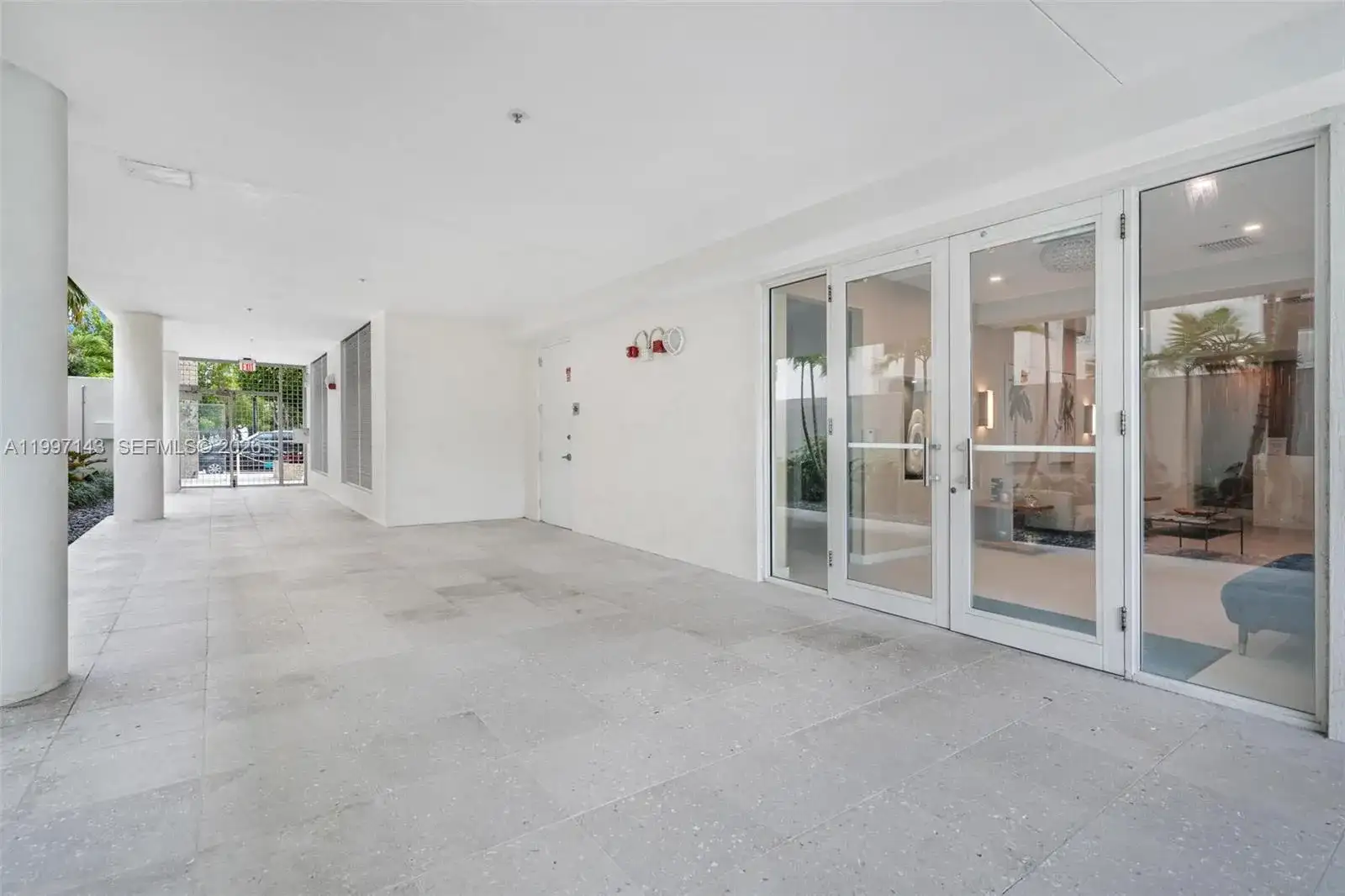 226 Ocean Dr # 8F, Miami Beach FL 33139 photo 5