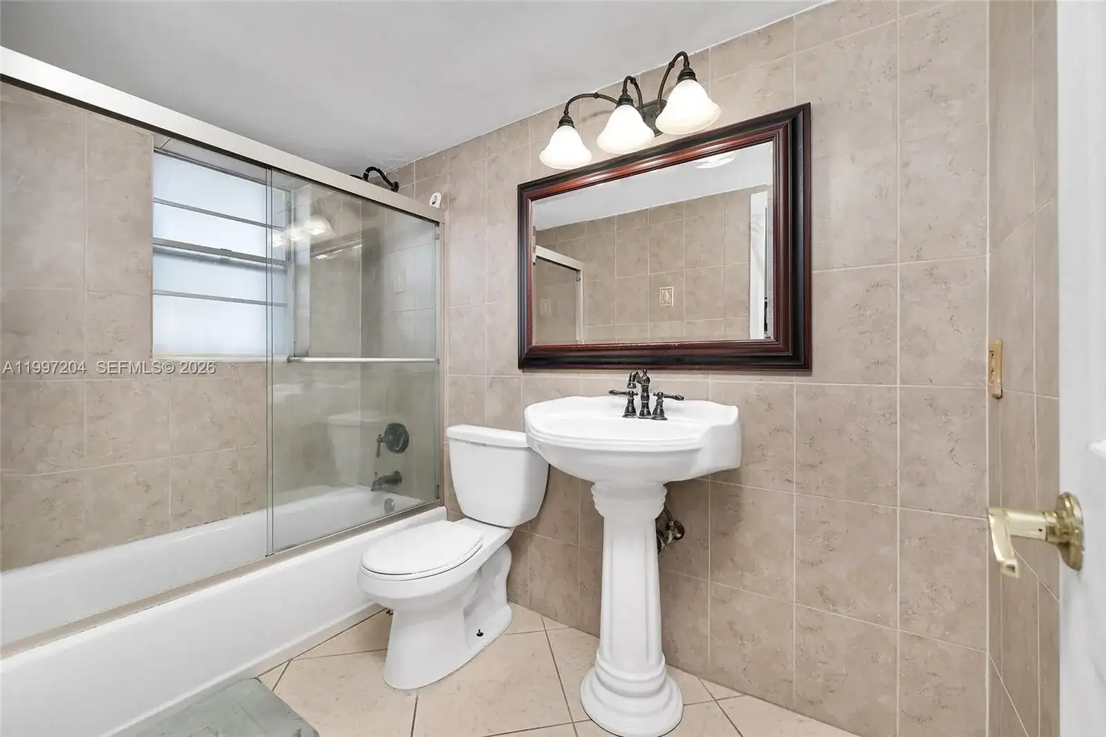 7620 Carlyle Ave # 204, Miami Beach FL 33141 photo 4