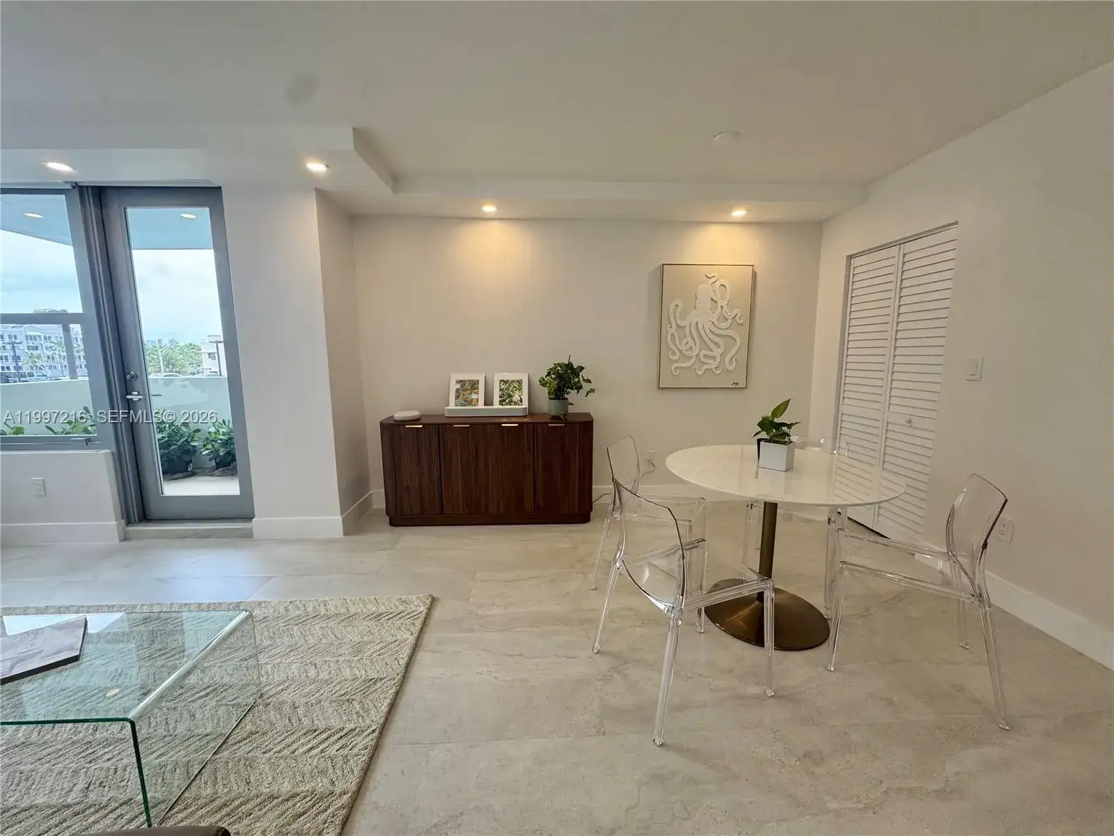2899 Collins Ave # 424, Miami Beach FL 33140 photo 4