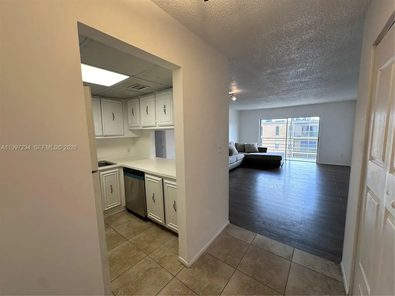 4848 NW 24th Ct # 412, Lauderdale Lakes FL 33313 photo 2