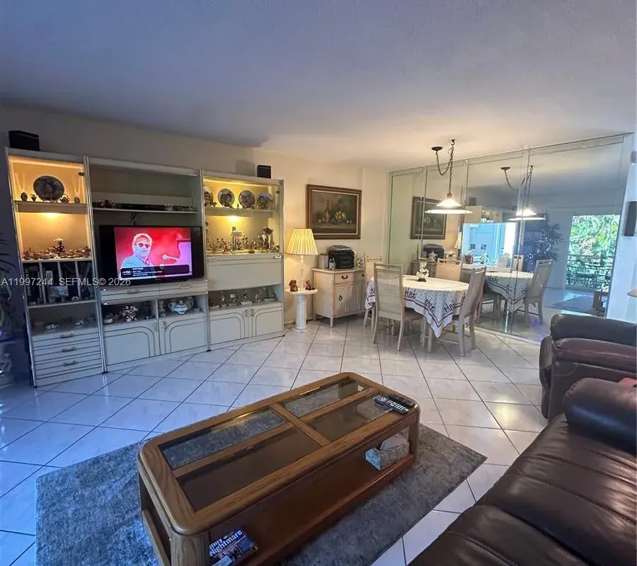 1445 Atlantic Shores Blvd # 307, Hallandale Beach FL 33009