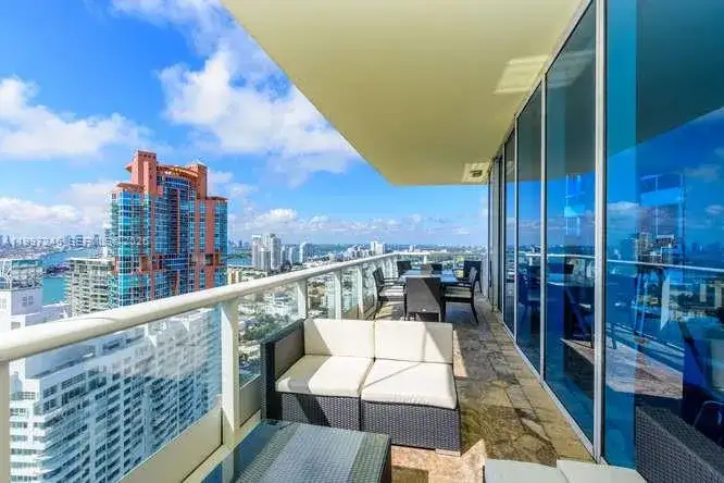 100 S Pointe Dr # 3101, Miami Beach FL 33139 photo 3