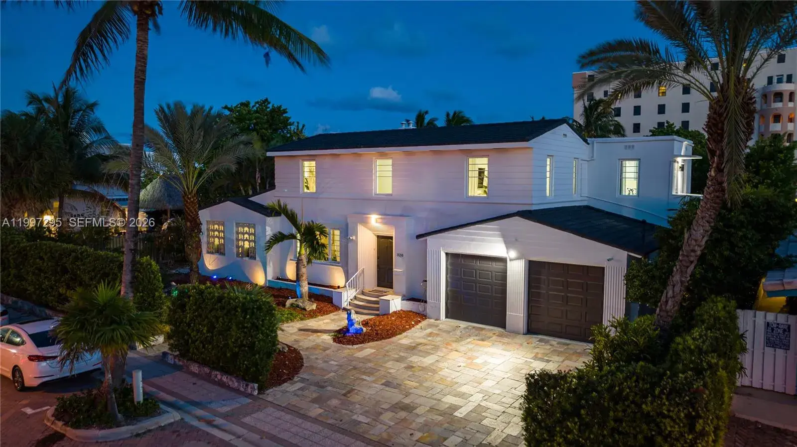 320 Polk St, Hollywood FL 33019