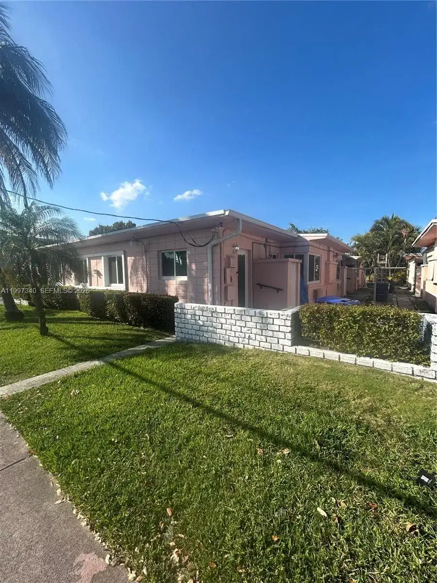 1795 Calais Dr # 2, Miami Beach FL 33141 photo 3