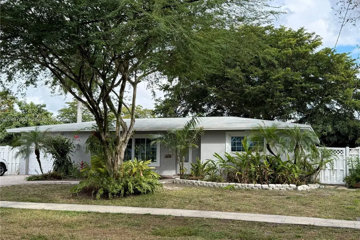 410 SW 56th Ave, Plantation FL 33317