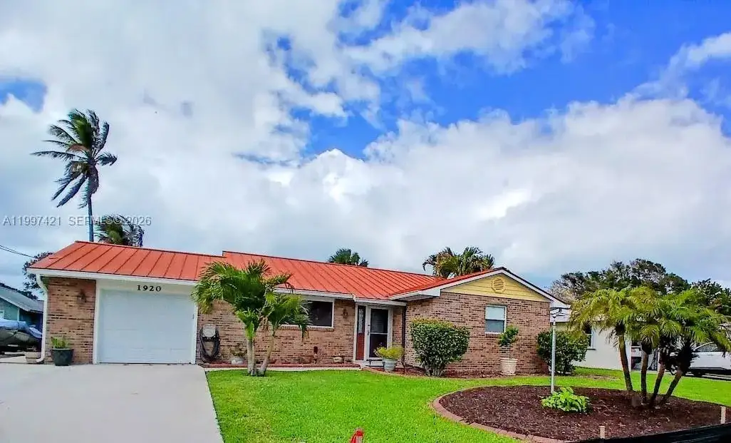 1920 Eucalyptus Ave, Hutchinson Island FL 34949