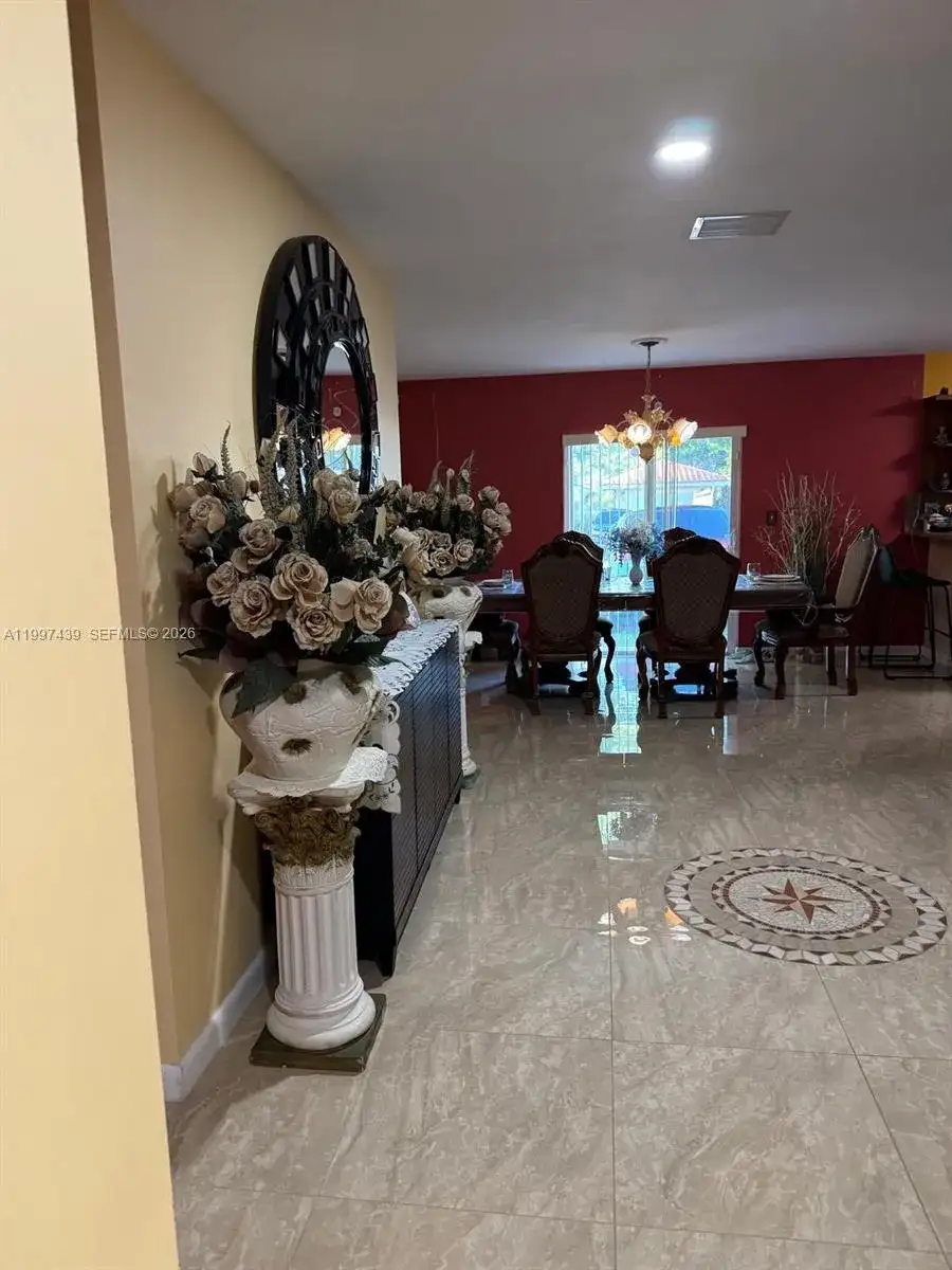 2720 NW 11th St, Fort Lauderdale FL 33311 photo 3