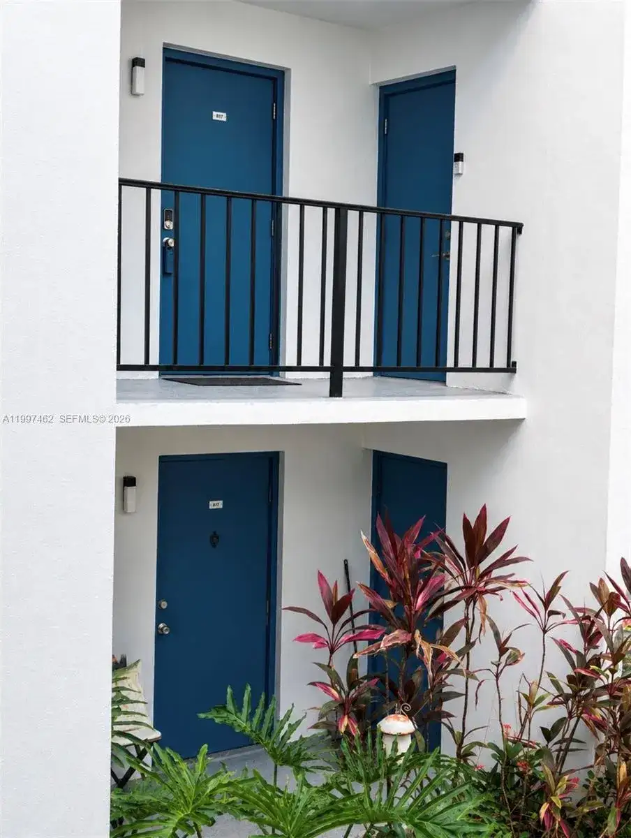 6901 Cypress Rd # B17, Plantation FL 33317 photo 5