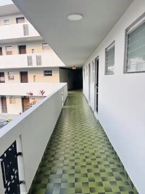 1680 NE 191st St # 2, Miami FL 33179 photo 3