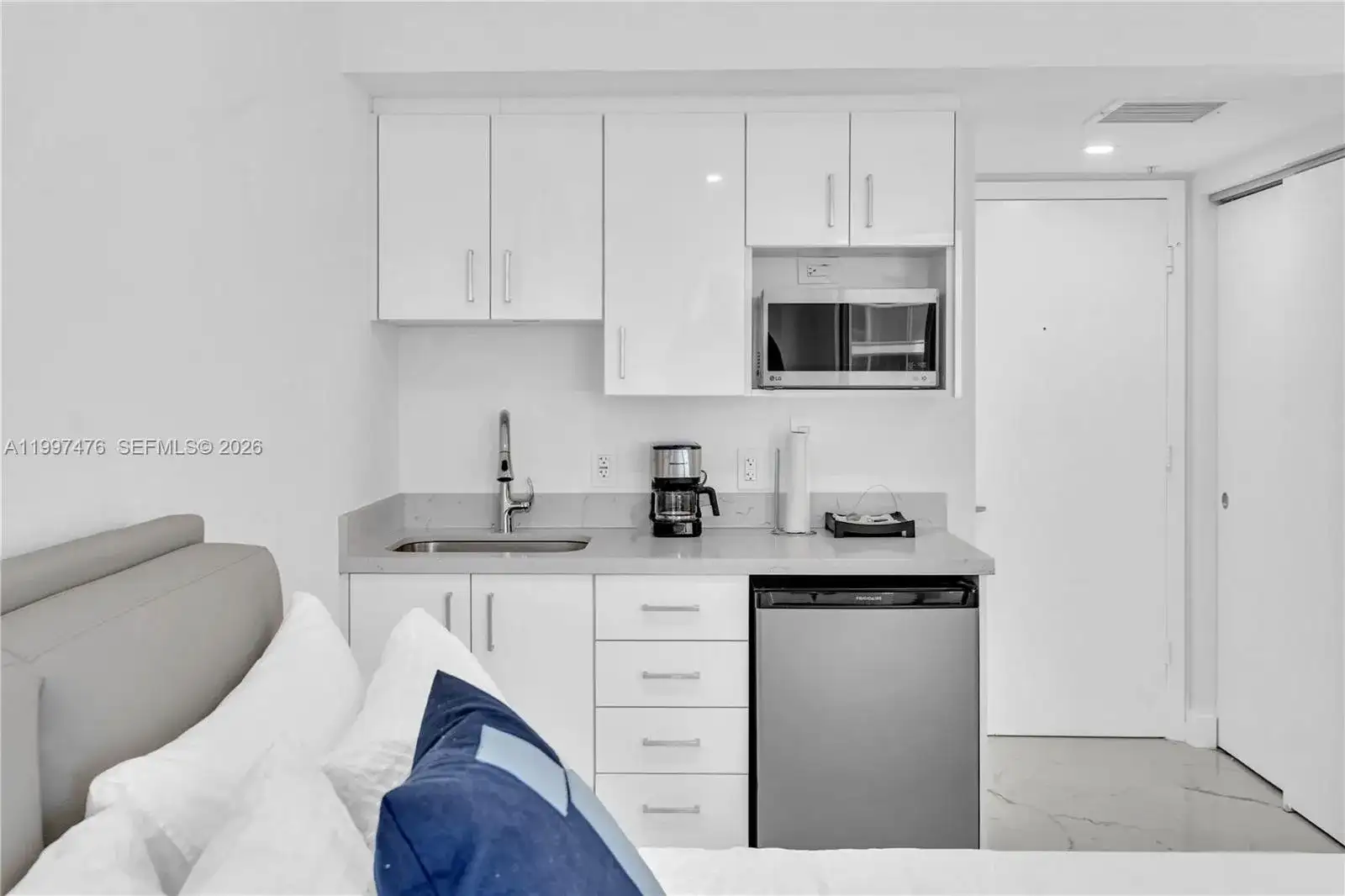 17375 Collins Ave # 1703, Sunny Isles Beach FL 33160 photo 5