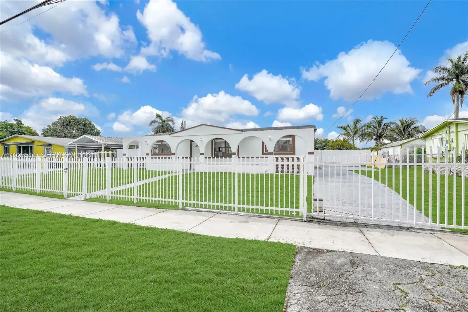 2460 NW 175th St, Miami Gardens FL 33056 photo 2