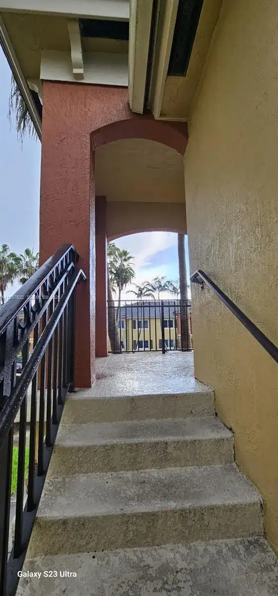 935 NE 33rd Ter # 204, Homestead FL 33033 photo 5
