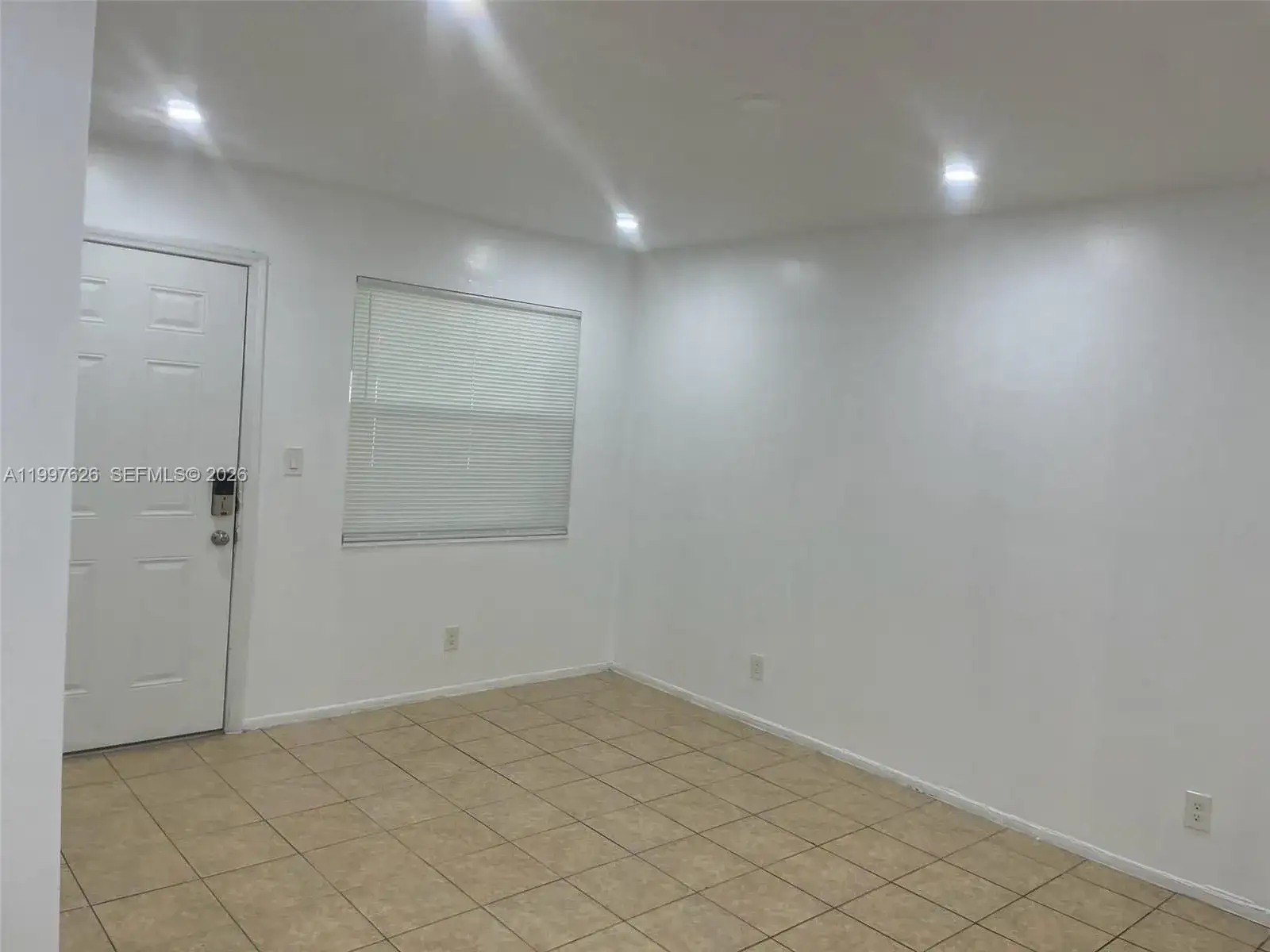 4800 NW 24th Ct # D103, Lauderdale Lakes FL 33313 photo 4