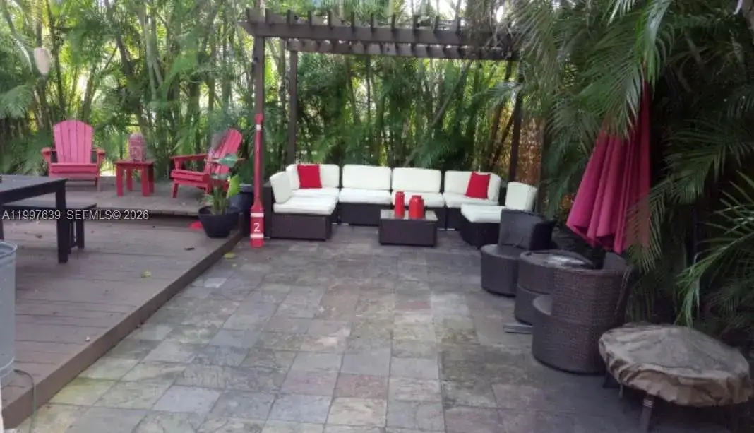 5718 SW 48th St, South Miami FL 33155 photo 3