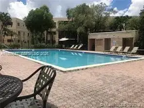 8065 SW 107th AV # 321, Miami FL 33173 photo 4