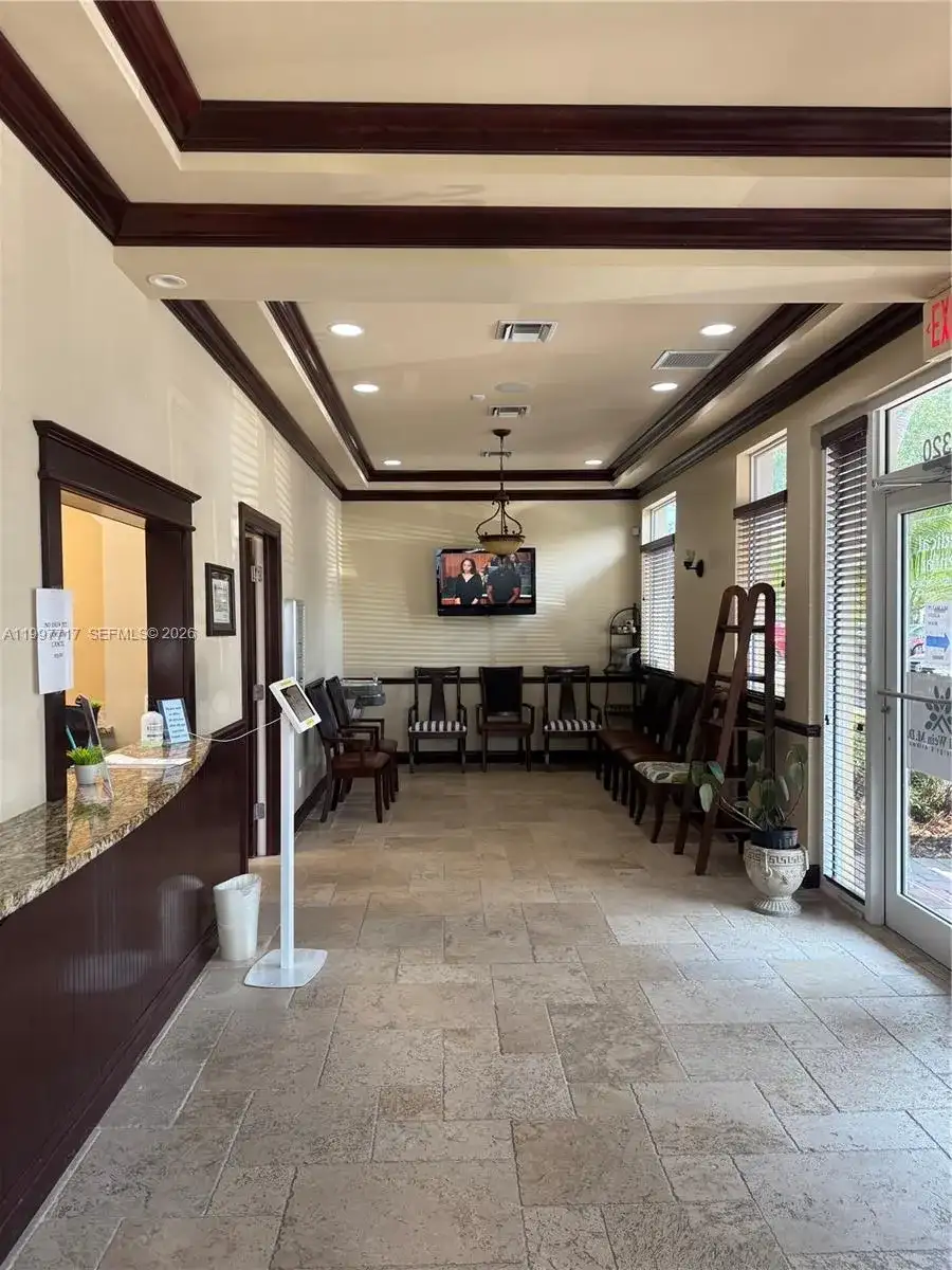 300 NW Bethany Dr # 320, Port St. Lucie FL 34986 photo 2