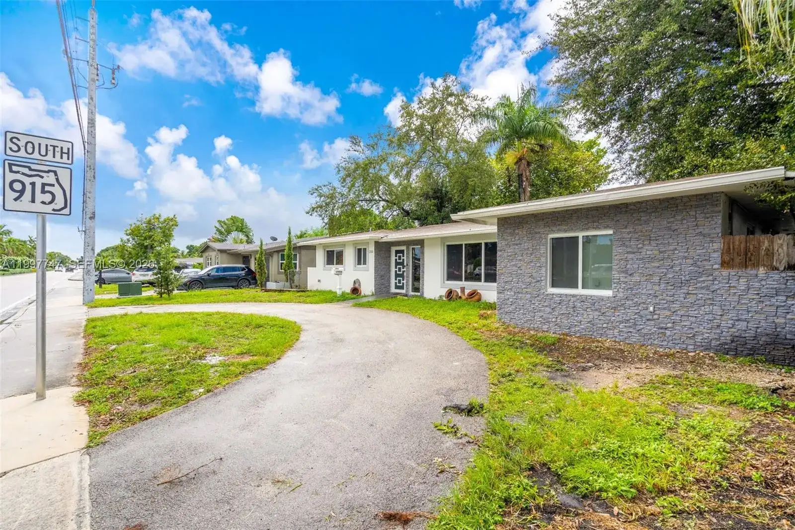17930 NE 6th Ave, North Miami Beach FL 33162 photo 3