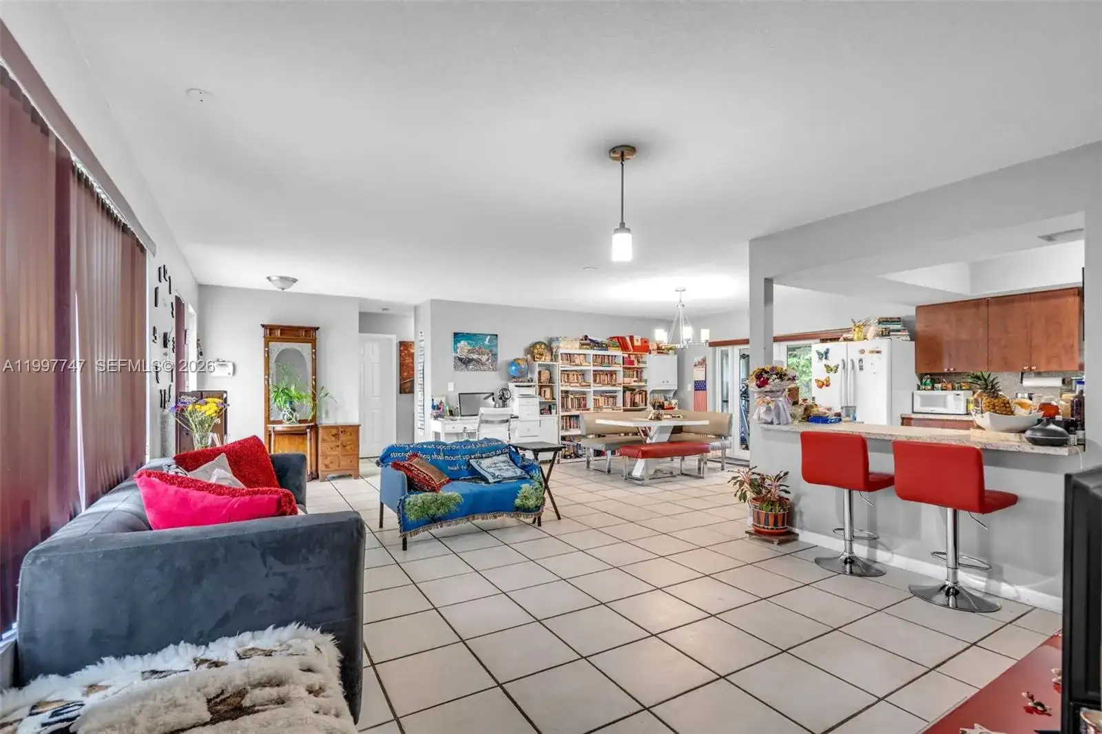 17930 NE 6th Ave, North Miami Beach FL 33162 photo 5