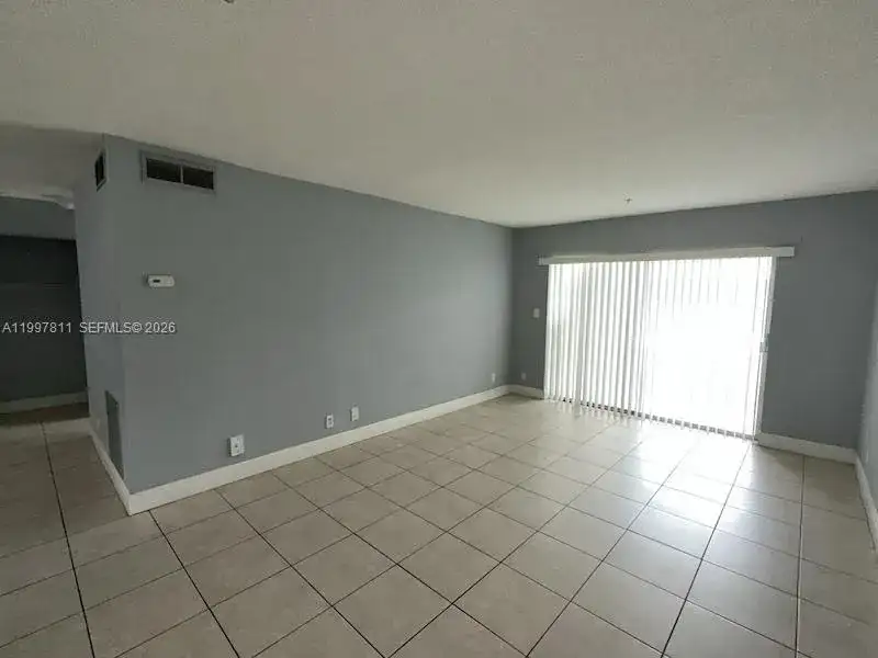 4251 NW 5th St # 108, Plantation FL 33317 photo 2