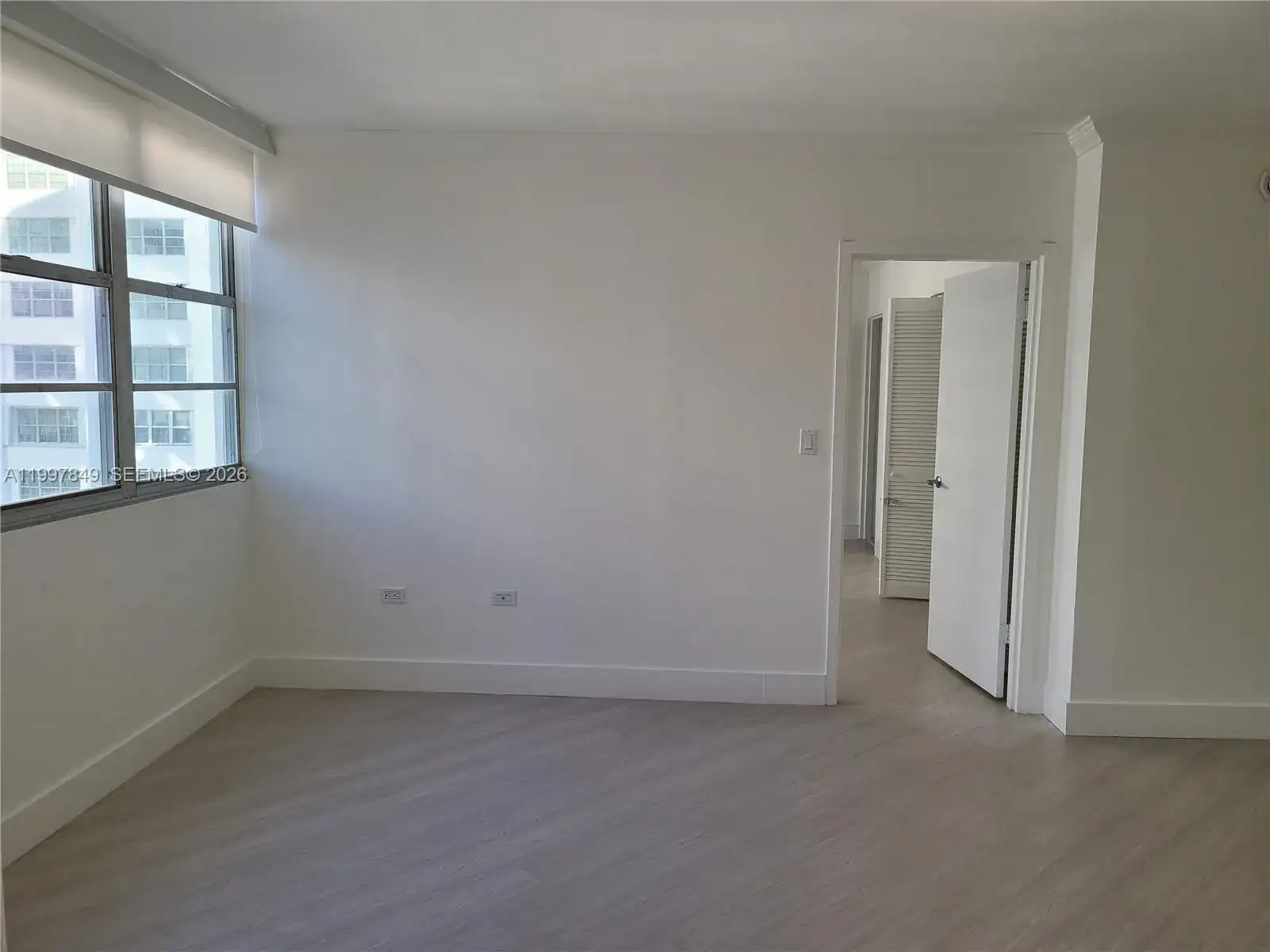 999 Brickell Bay Dr # 1207, Miami FL 33131 photo 5