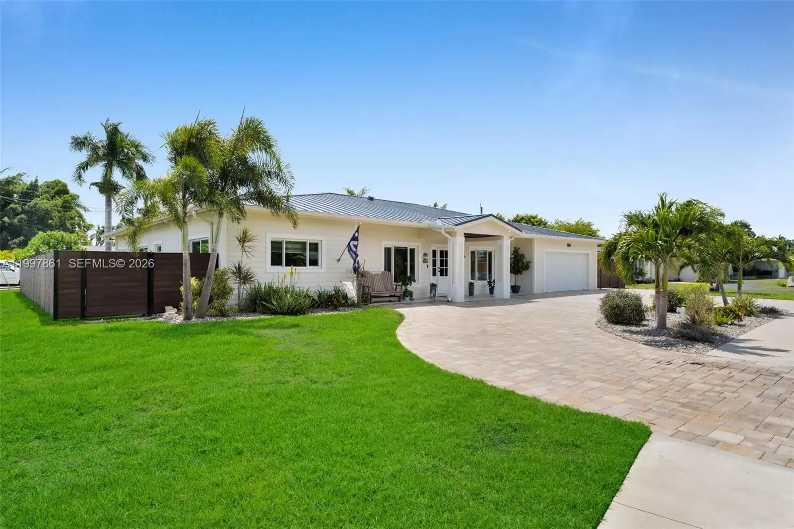 1574 Ricardo, Fort Myers FL 33901 photo 3