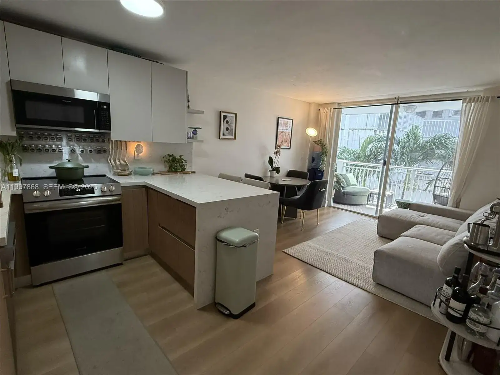 2 bedroom 2 bath Residential for sale at 1666 West Ave # 305, Miami Beach FL 33139