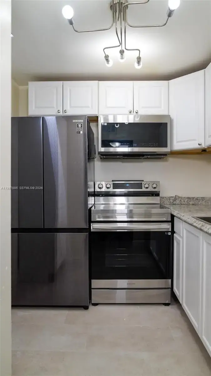 2935 NE 163rd St # 4T, North Miami Beach FL 33160