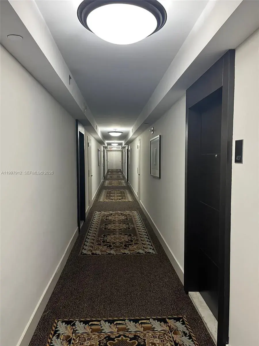 2851 NE 183rd St # 405E, Aventura FL 33160