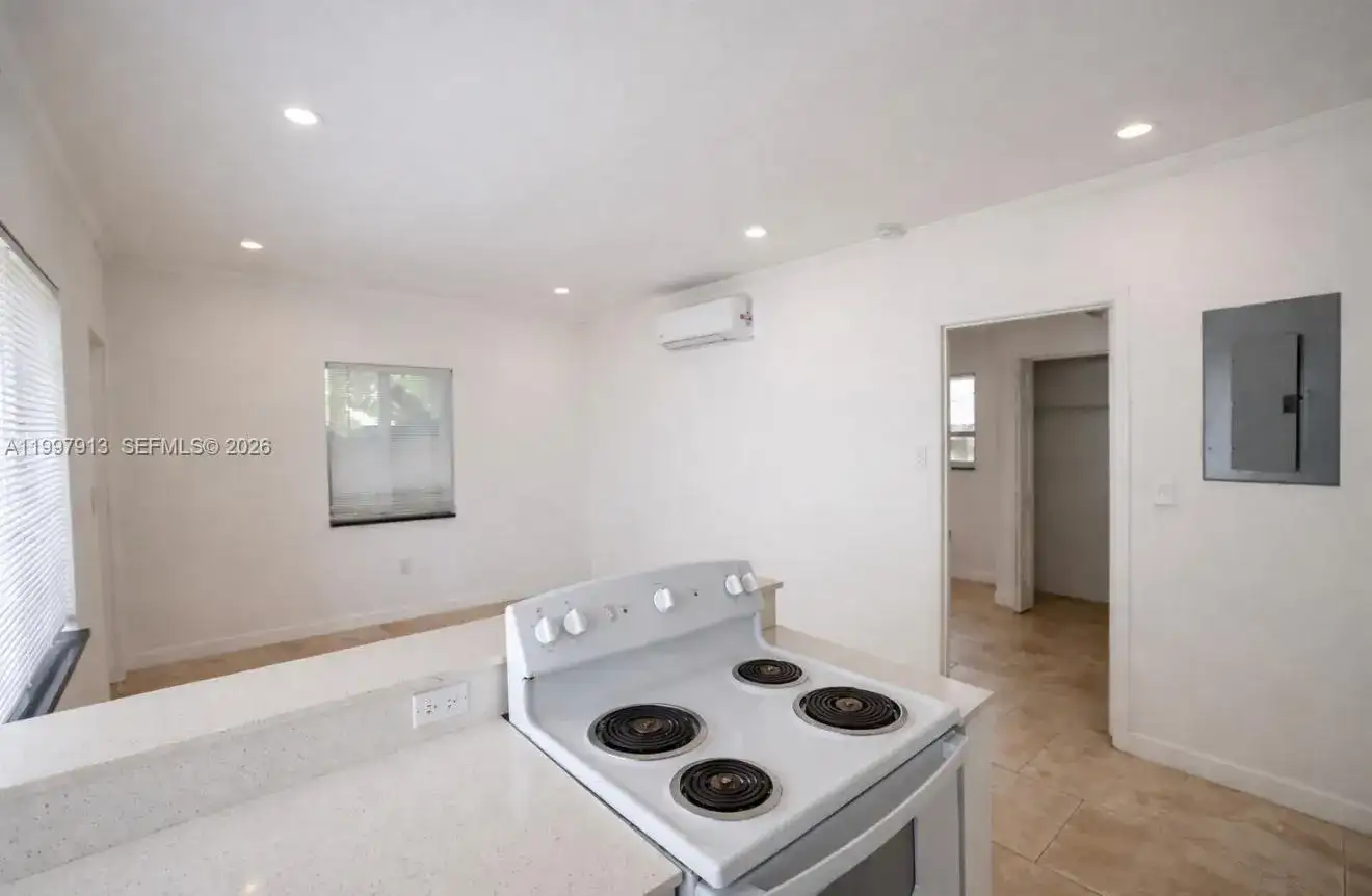 572 NE 67th St # 5, Miami FL 33138 photo 2