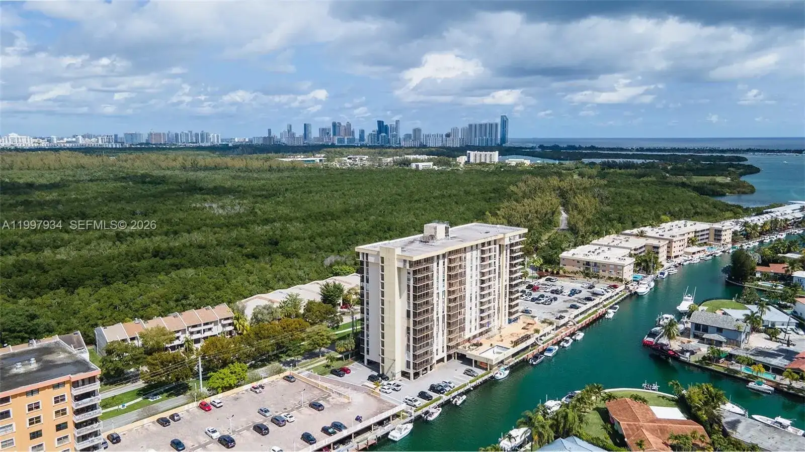 2500 NE 135th St # B506, North Miami FL 33181 photo 2