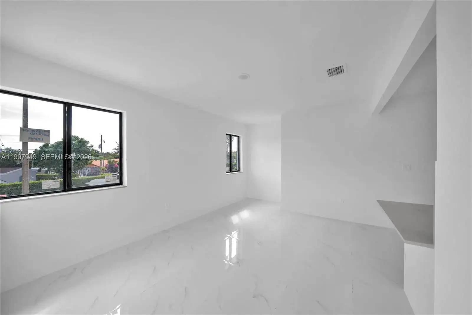 450 Beacom Blvd, Miami FL 33135 photo 3