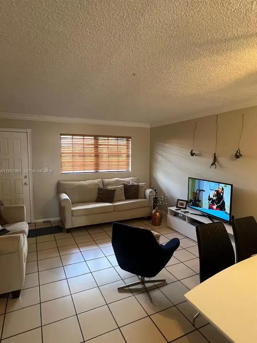 1298 W 51st Pl # 29, Hialeah FL 33012 photo 3