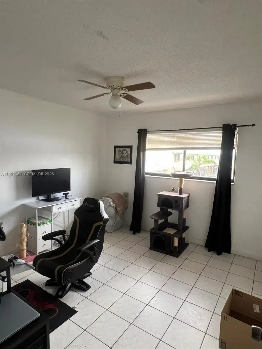 1298 W 51st Pl # 29, Hialeah FL 33012 photo 5