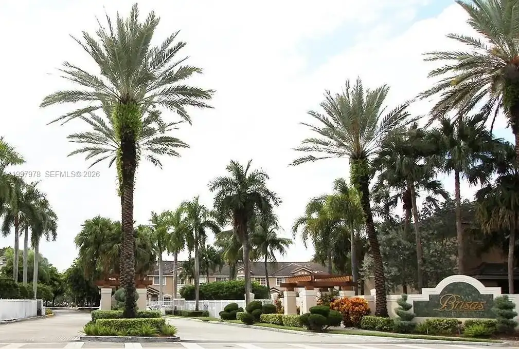 5640 NW 115th Ct # 211, Doral FL 33178