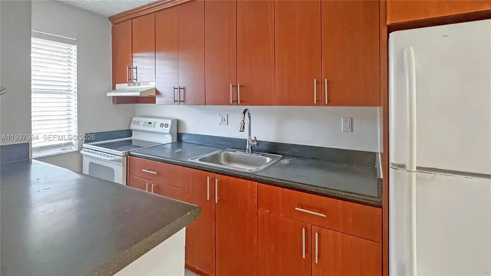 4081 N Dixie Hwy # 20, Oakland Park FL 33334 photo 4