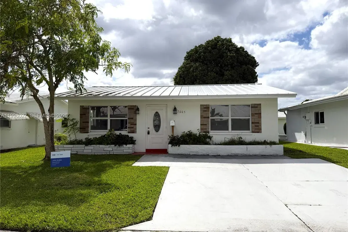 7005 NW 66th Ter, Tamarac FL 33321