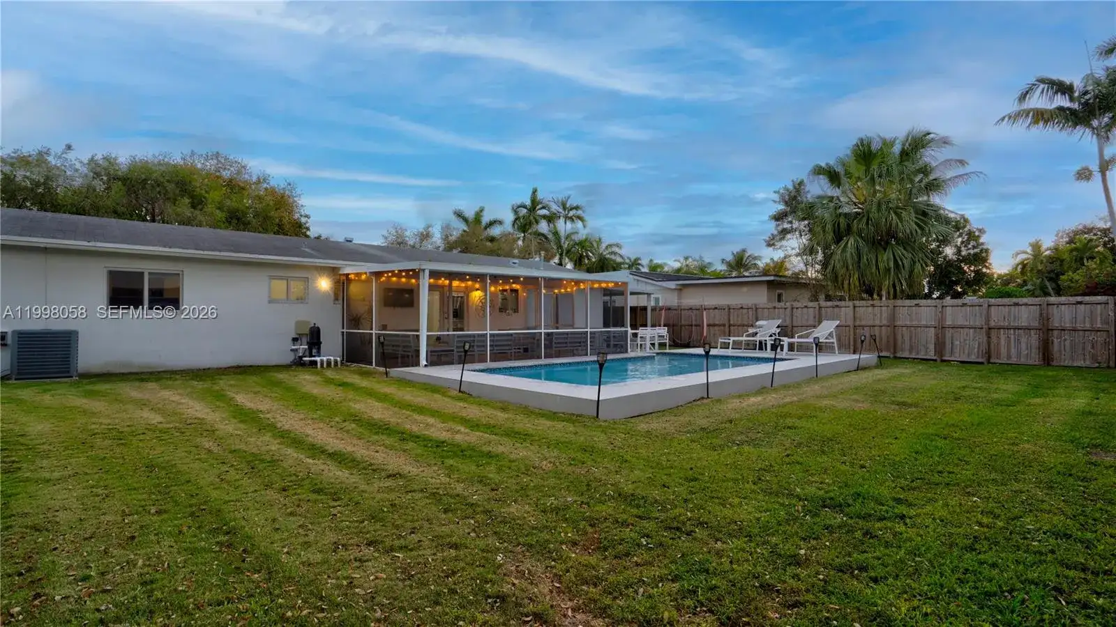 9311 Sterling Dr, Cutler Bay FL 33157 photo 3