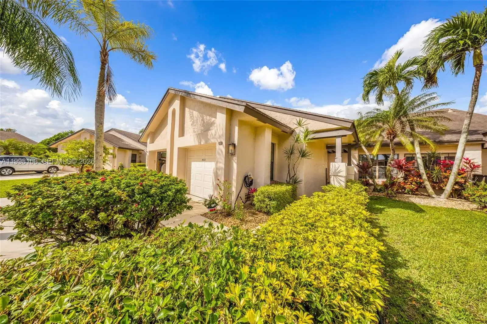 5302 Fairway Woods Dr # 4612, Delray Beach FL 33484