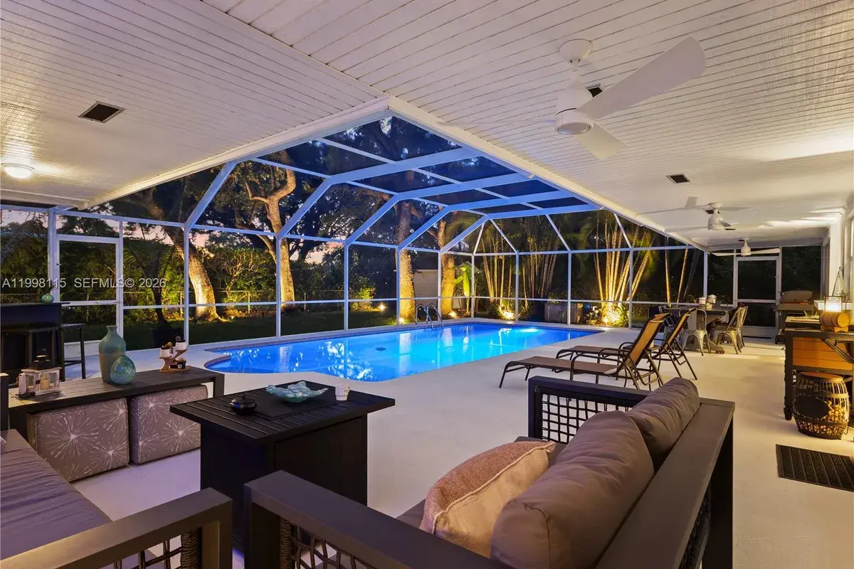 16400 SW 80th Ave, Palmetto Bay FL 33157