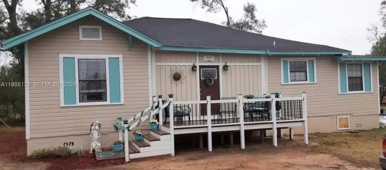 1005 Lakewood road, Other City - In The State Of Florida FL 32507 photo 2