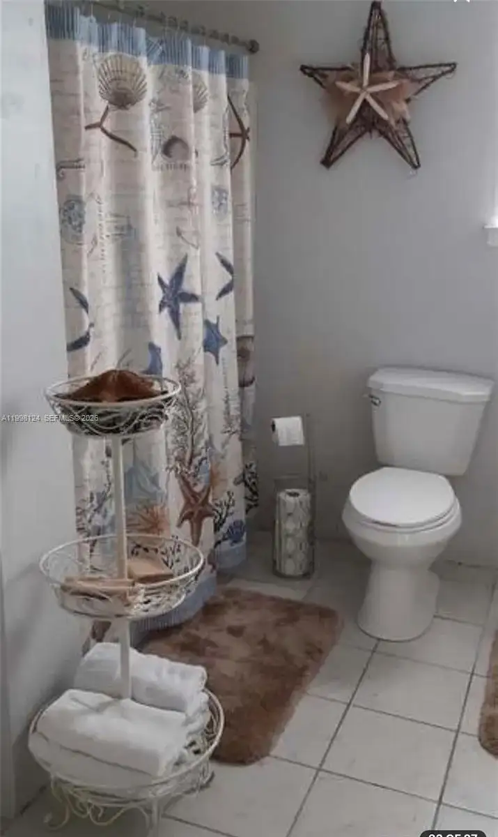 1005 Lakewood road, Other City - In The State Of Florida FL 32507 photo 4